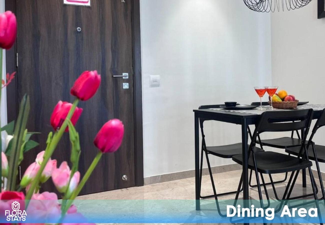 1Br Mumbai Theme Apartment In Powai By Florastays ภายนอก รูปภาพ